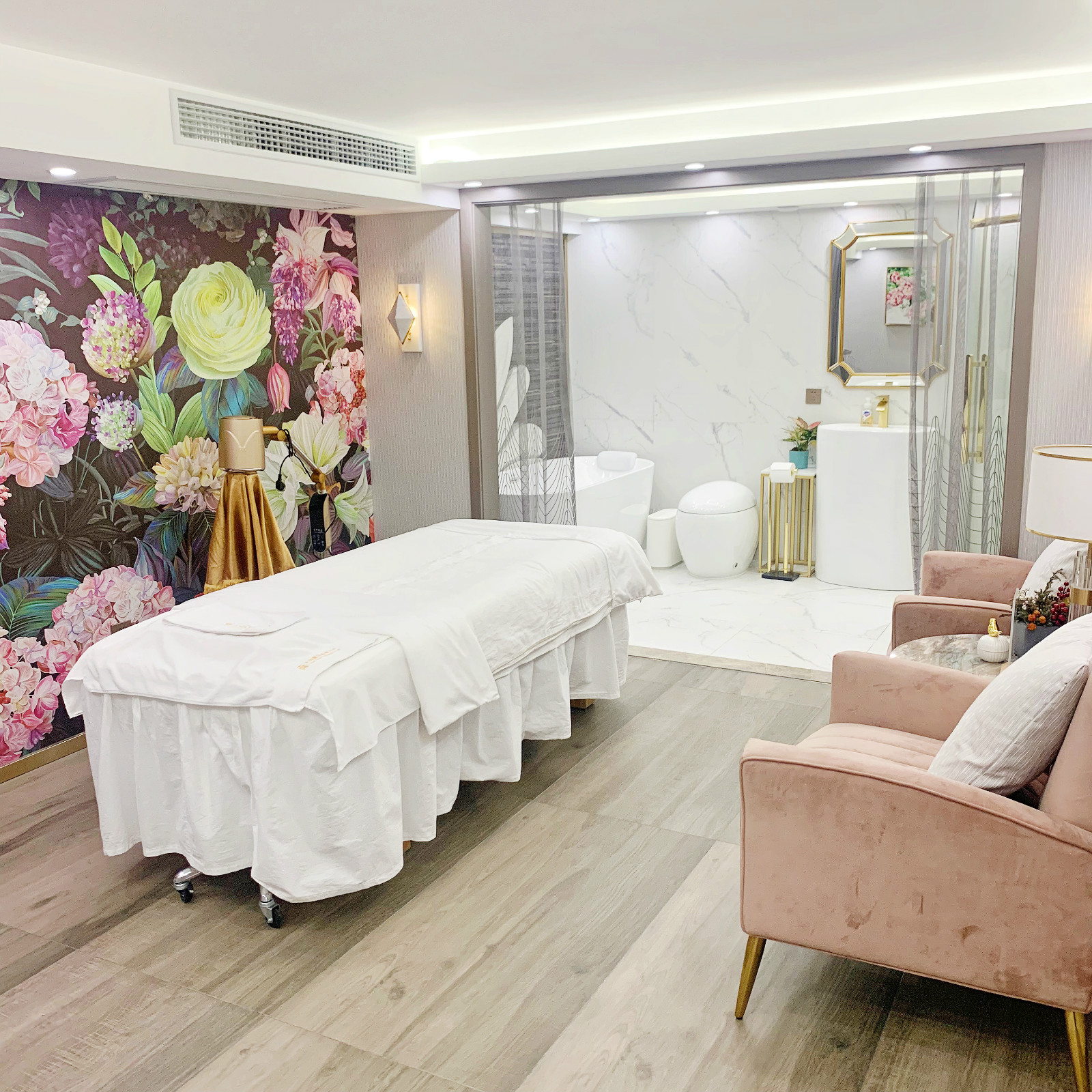 a18e80b9568ddeb1c1b74ed2e93f8fd_meitu_4.jpg